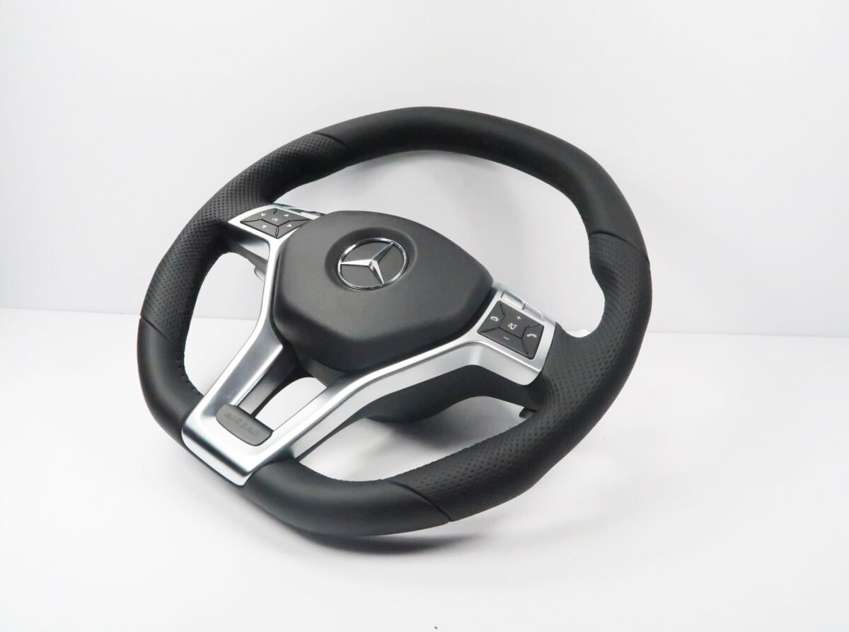 Used Mercedes-Benz C63 AMG / CLS / E63 / SLK Steering Wheel | 1724609903938 | A17286029029116 | #92 - Image 9